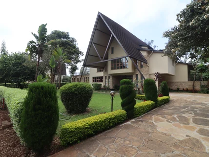 6-bedroom Townhouse for sale in Karen, Nairobi