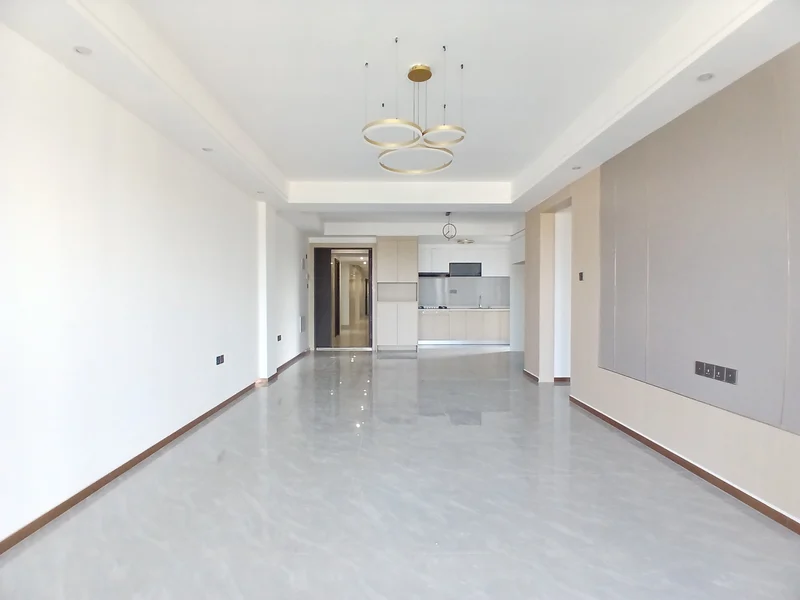 An amazing 3 bedrooms apartment for rent on riverside drive