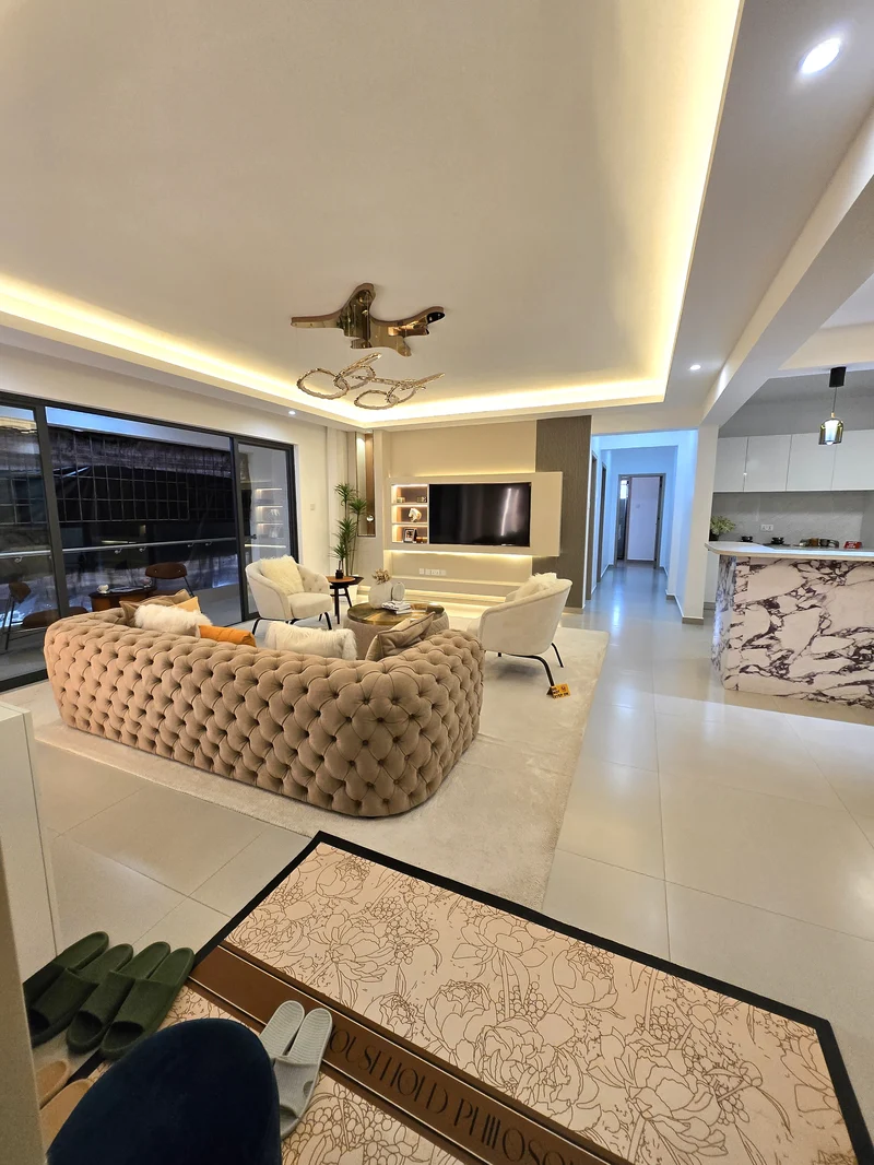 Exclusively Designed 3 Bedroom all ensuite apartments with SQ