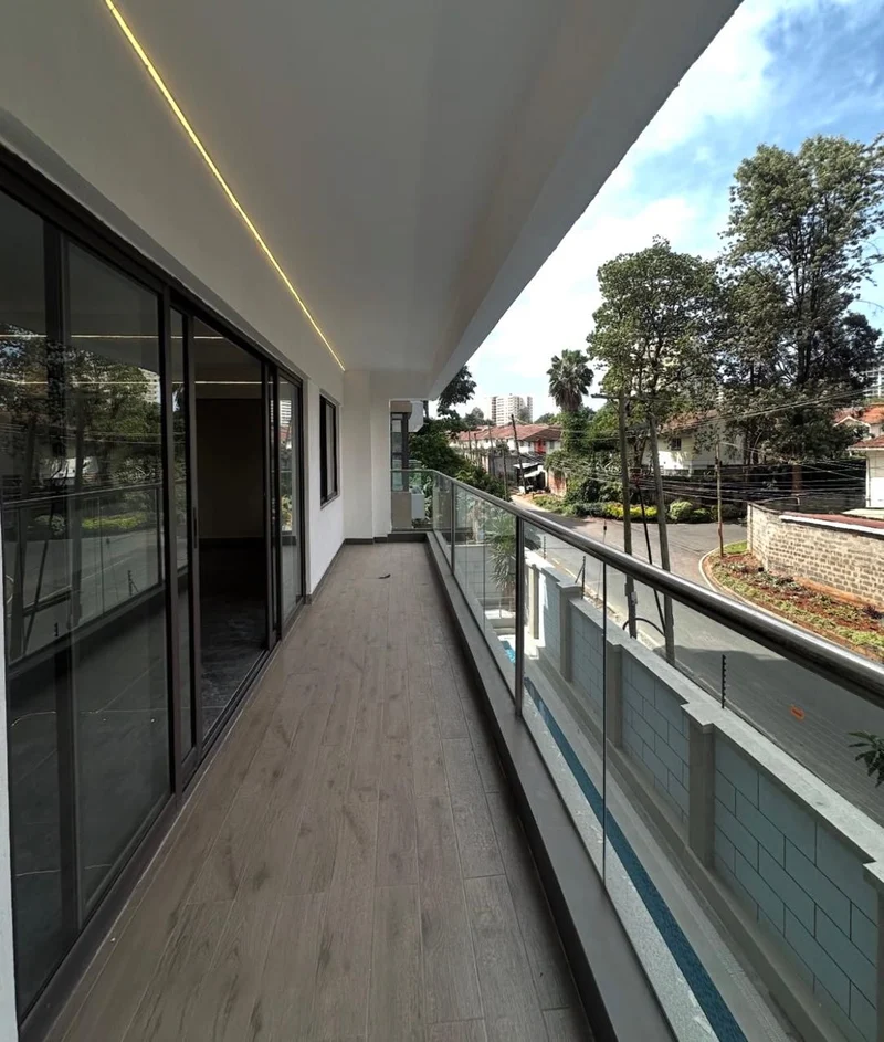 Modern 4 bedrooms plus DSQ Apartment for rent - kileleshwa