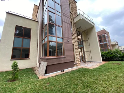 6-bedroom Villa for sale in Lavington, Nairobi