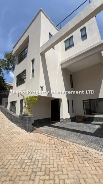 5-bedroom Townhouse for rent in Lavington