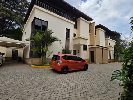 4-bedroom Townhouse for sale in Lavington, Nairobi