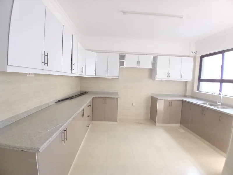 Stunning 3 bedrooms apartment for rent in Lavington