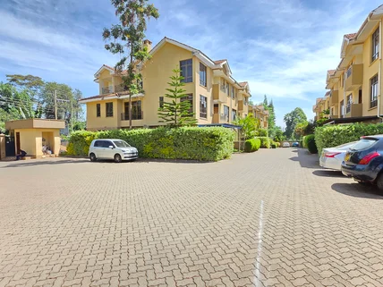 5-bedroom Townhouse for rent in Lavington, Nairobi