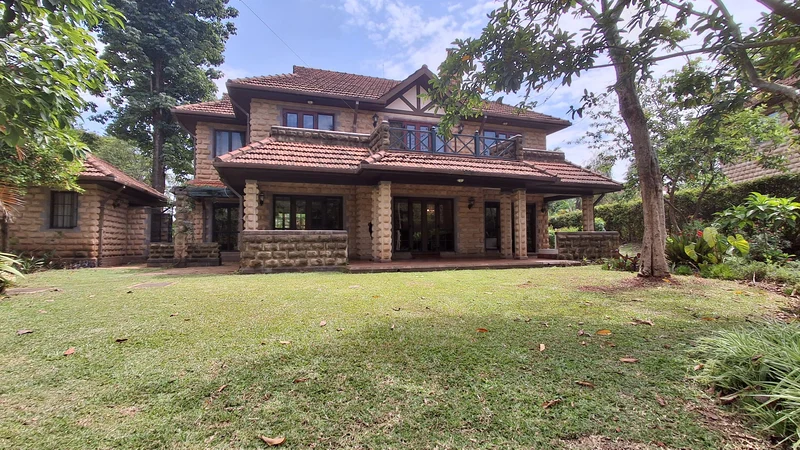 Windsor Park - Gated and very secure 4 Bedrooms home
