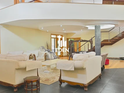 5-bedroom Townhouse for sale in Kyuna, Westlands