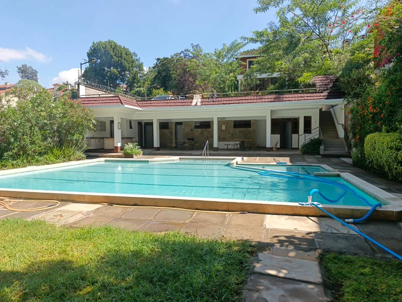 5 bedroom townhouse for sale in spring Valley