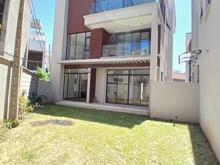 5-bedroom Townhouse for sale in Lavington, Nairobi
