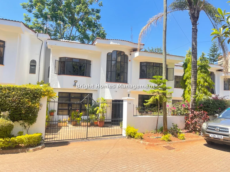 5-bedroom Townhouse for sale in Riverside