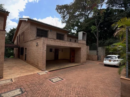 5-bedroom Townhouse for sale in Lavington, Nairobi