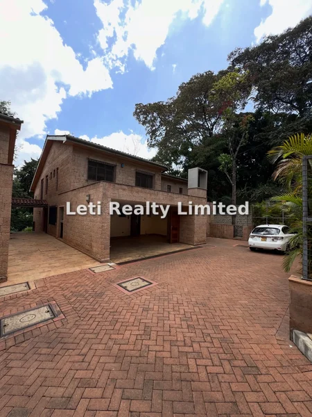 5-bedroom Townhouse for sale in Lavington