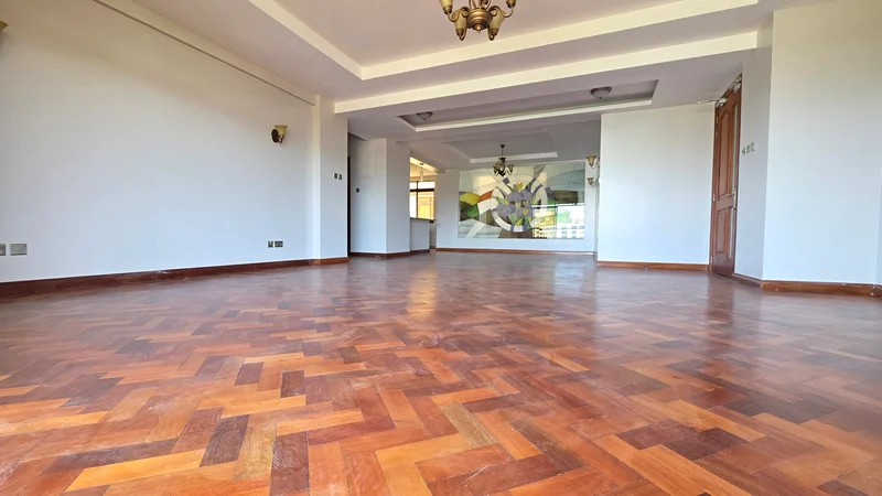 A Beautiful 3 Bedroom Duplex Apartment With Family Room To Let In Riverside Drive