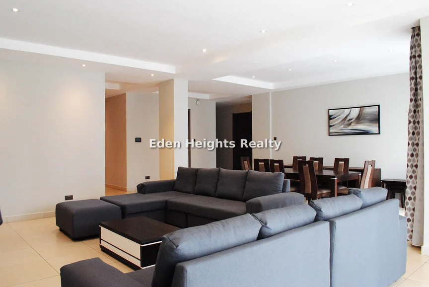 3-bedroom Apartment for rent in Riverside