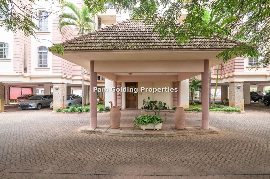 3-bedroom Apartment for sale in Riverside