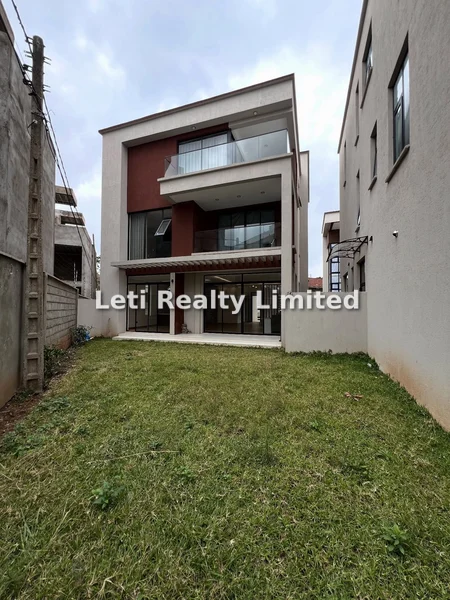 5-bedroom Townhouse for sale in Lavington
