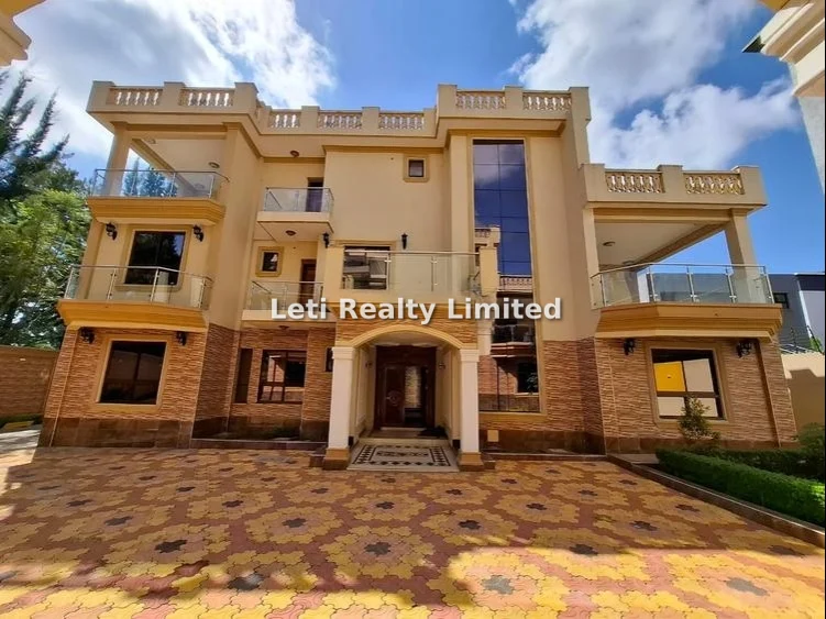 5-bedroom Townhouse for sale in Lavington