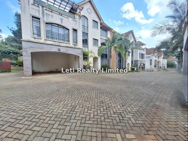 5-bedroom Townhouse for sale in Lavington