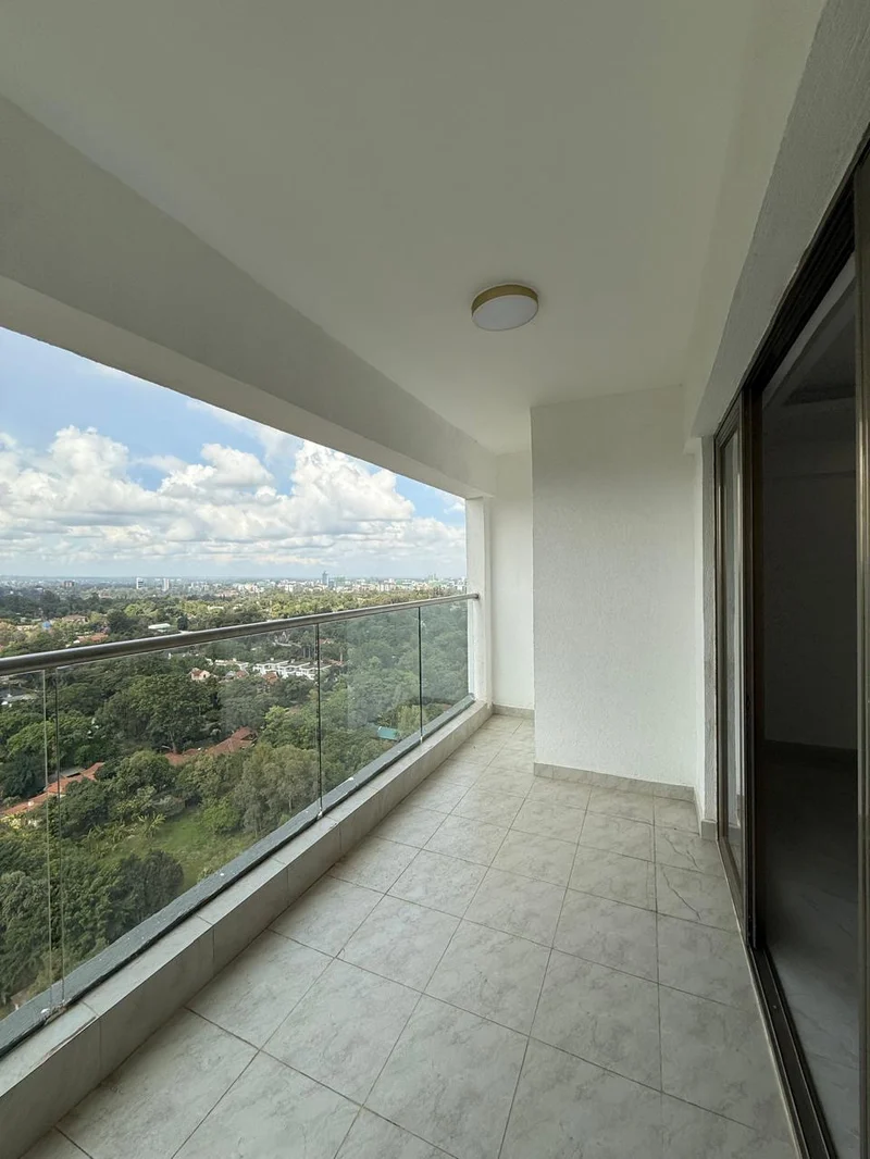 Kileleshwa 4-Bedroom Apartment with DSQ – For Rent