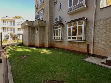 6-bedroom Townhouse for sale in Lavington, Nairobi