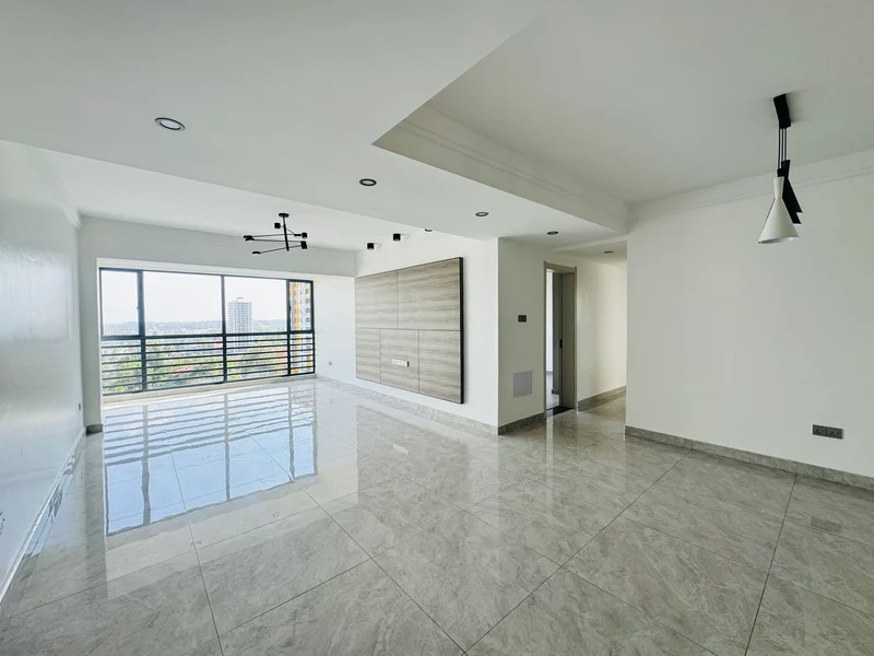 3 bedrooms with Dsq for rent