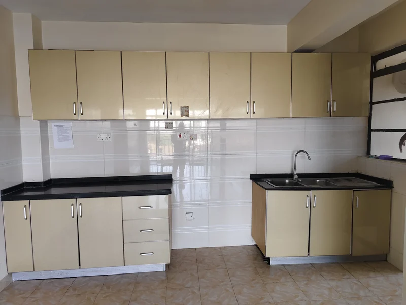 3-bedroom apartment to let, Kes 80,000/month in Kilimani (4th floor)