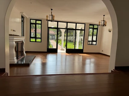 7-bedroom Townhouse for sale in Runda, Westlands