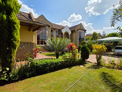 5-bedroom Townhouse for rent in Runda, Westlands