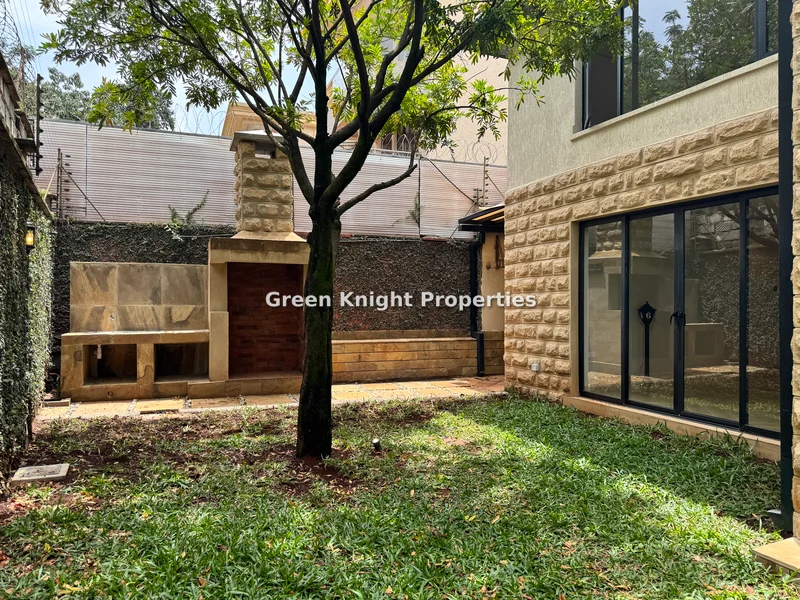 5-bedroom Townhouse for rent in Lavington