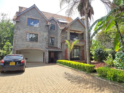 5-bedroom Townhouse for sale in Lavington, Nairobi