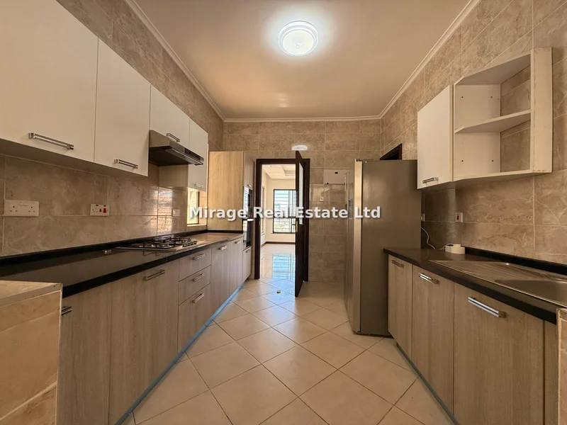 3-bedroom Apartment for rent in General Mathenge