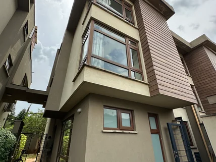 4-bedroom Villa for sale in Langata, Nairobi