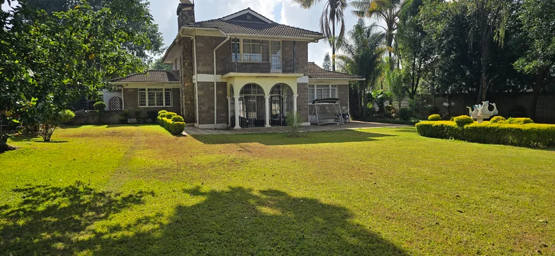 Beautiful 4 Bedroom House With A Study Room For Sale In Gigiri KES90,000,000
