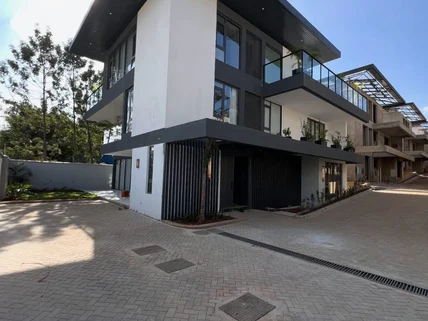 5-bedroom Townhouse for sale in Lavington, Nairobi