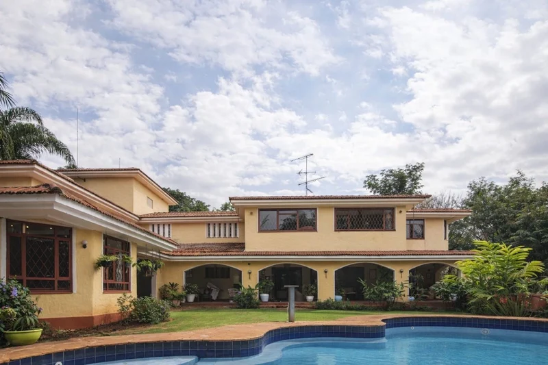 Lovely 5 bedroom family home for sale