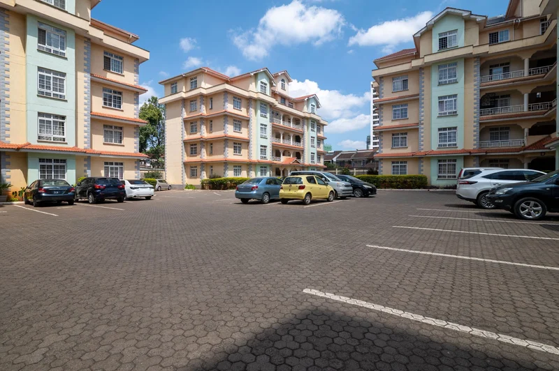 2 Bedroom Apartment for Sale in Parklands (Kenya)
