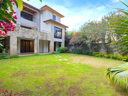 5-bedroom Townhouse for rent in Lavington, Nairobi
