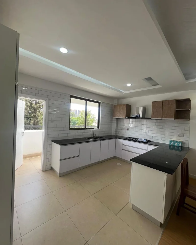 Unfurnished 3 Bedroom Apartments + DSQ to let in Lavington, Kes 130,000 per month