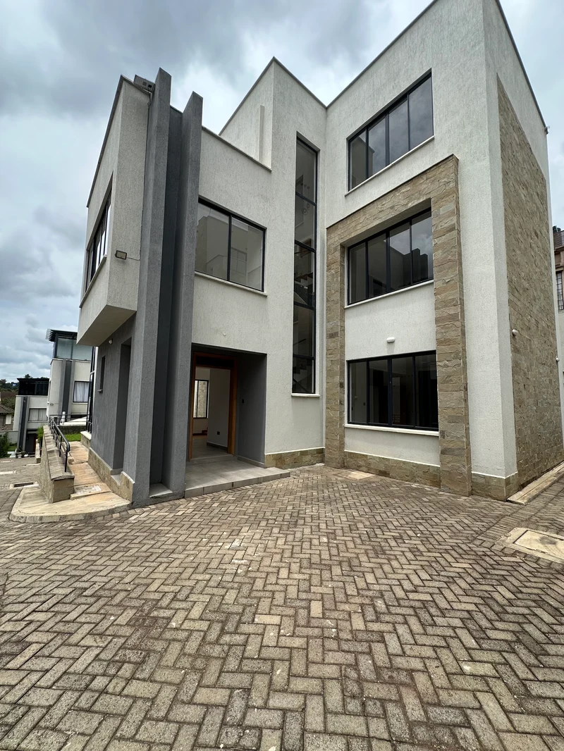 An Exclusive Lavington Masterpiece – Elegance, Space & Serenity. 95M