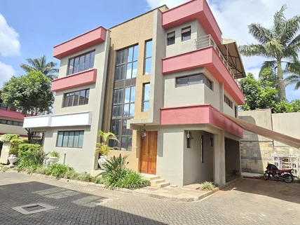 5-bedroom Townhouse for rent in Lavington, Nairobi