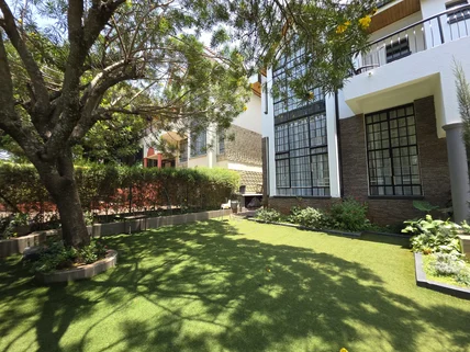 5-bedroom Townhouse for rent in Riverside, Westlands