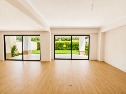 5-bedroom Villa for sale in Kyuna, Westlands