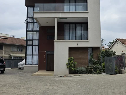 5-bedroom Villa for rent in Lavington, Nairobi