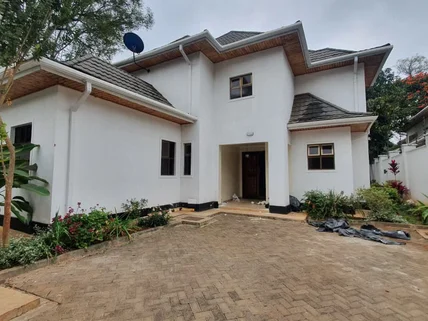 3-bedroom House for rent in Karen, Nairobi