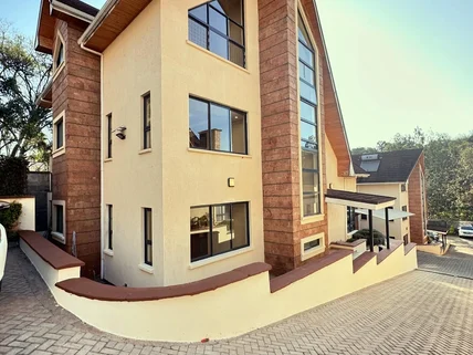 5-bedroom Townhouse for sale in Lavington, Nairobi