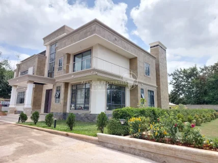 6-bedroom Villa for sale in Garden Estate, Roysambu