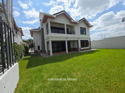 5-bedroom Townhouse for rent in Runda, Westlands