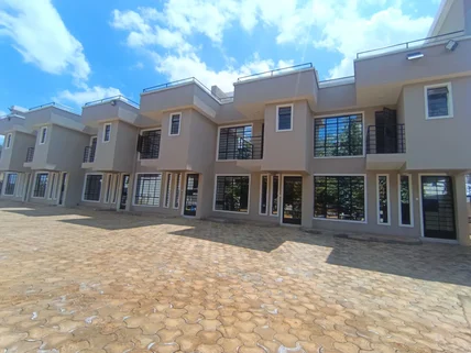 5-bedroom Townhouse for rent in Kikuyu Town, Kikuyu