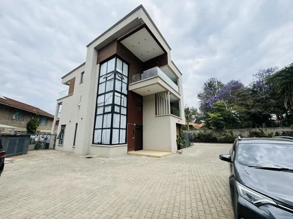 5-bedroom Villa for rent in Lavington, Nairobi