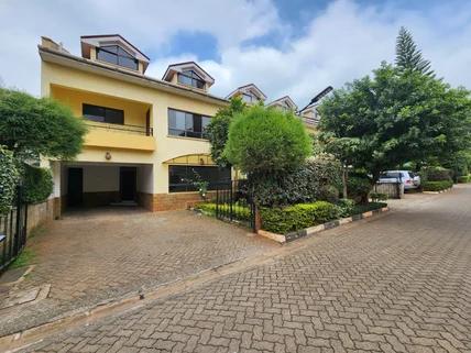 5-bedroom Townhouse for rent in Lavington, Nairobi